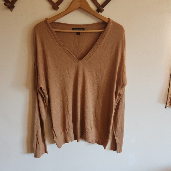 Banana Republic Sweaters - Banana Republic Lightweight V-Neck Long Sleeve Sweater Camel Tan Cashmere Silk